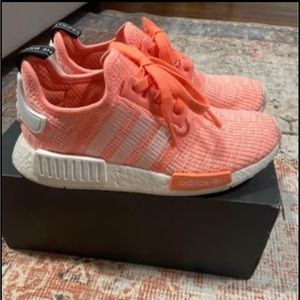 Women’s NMD R1 Shoes 7.5